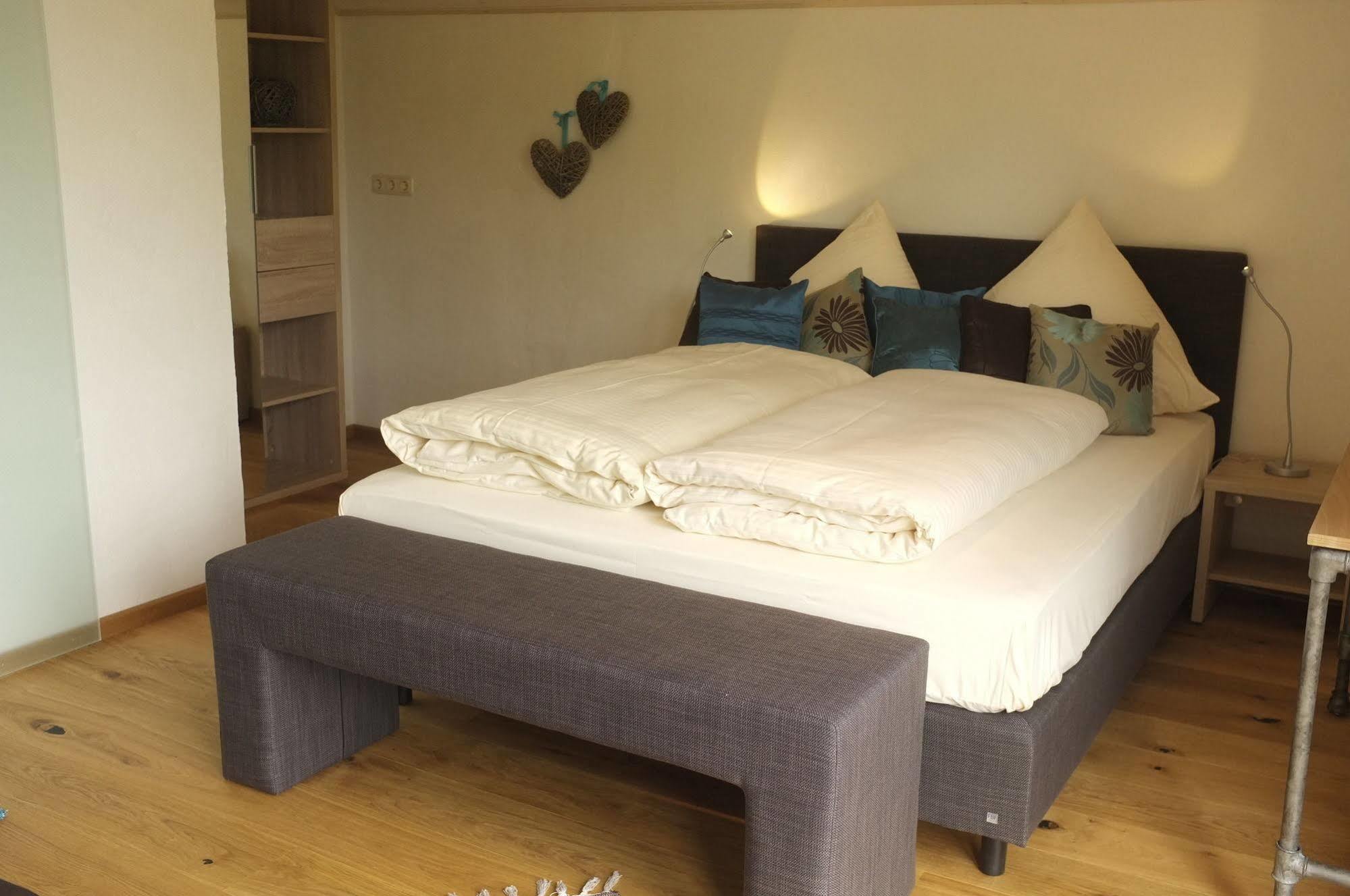 Dreimaederlhaus - Das Vegetarische Boutique Hotel 福森 外观 照片