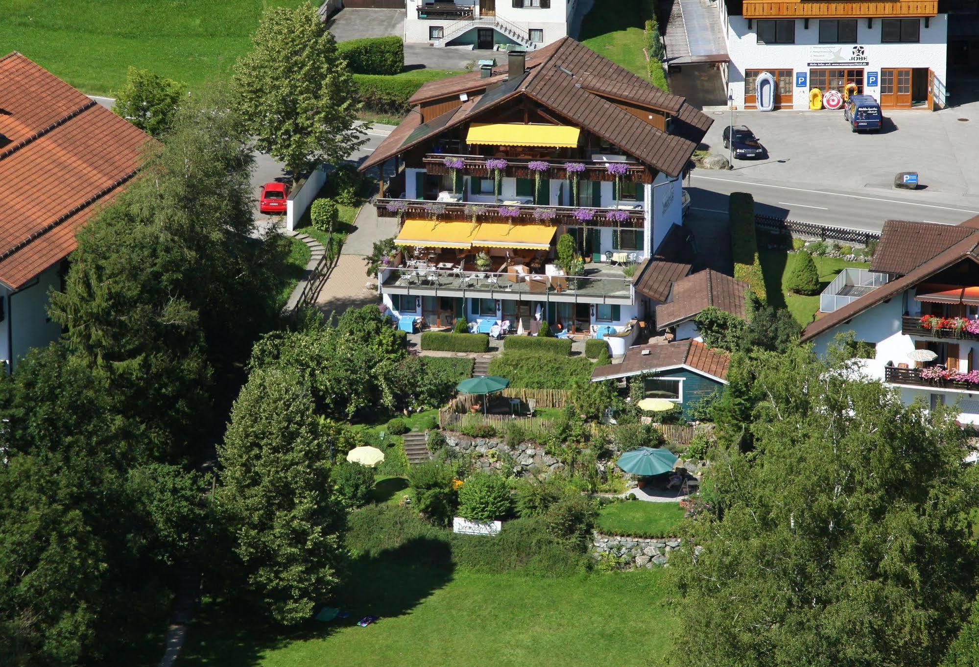 Dreimaederlhaus - Das Vegetarische Boutique Hotel 福森 外观 照片